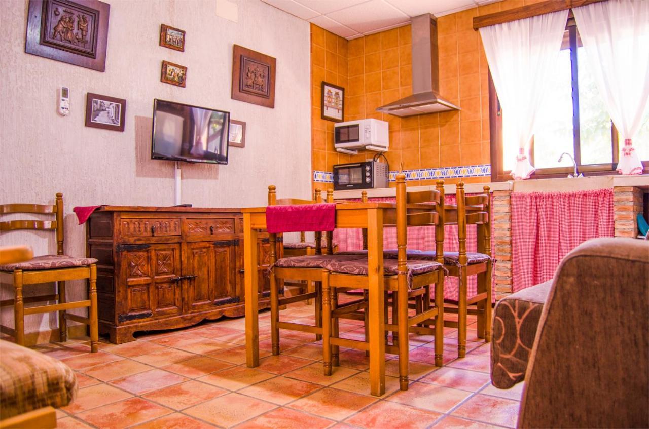 Casas Rurales Alhambra - Lagunas De Ruidera Exterior photo